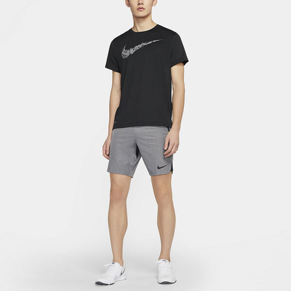 Футболка stripe logo printing training sports short sleeve black Nike, черный — фото 3