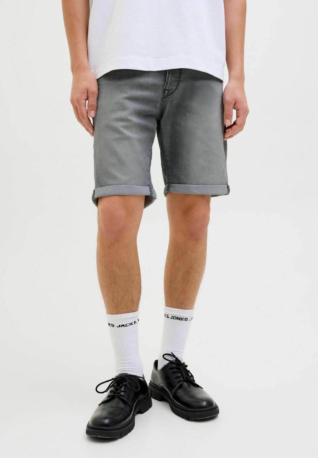 

Джинсовые шорты JJIRICK JJFOX Jack & Jones, серый