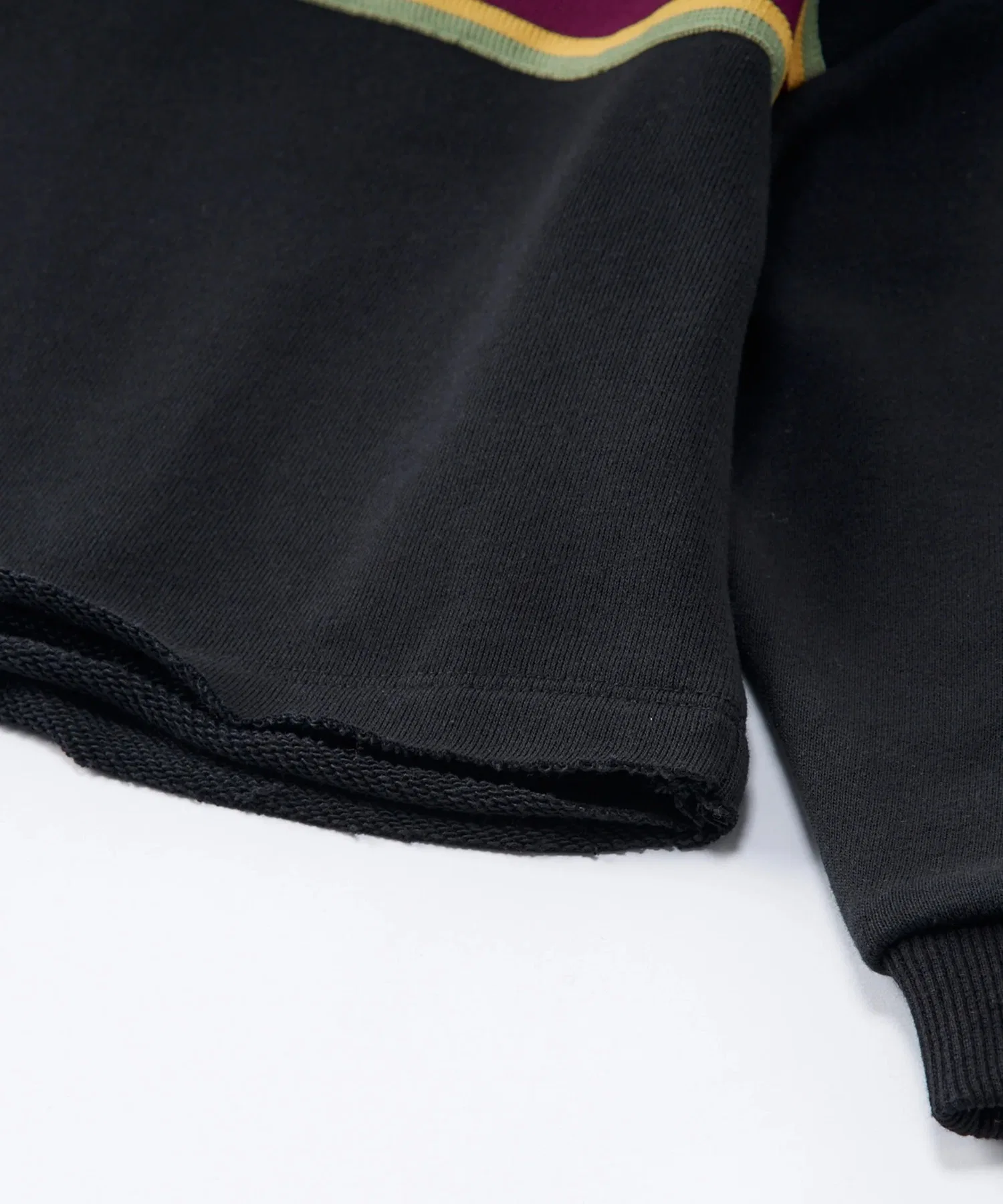 MINI HORIZON / Roxy Детская короткая толстовка с широким силуэтом и логотипом, одноточечный вырез. — фото 4