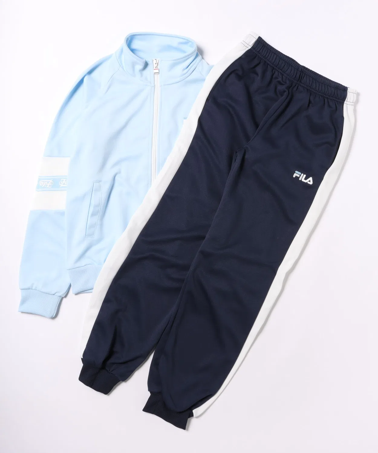 Спортивный костюм FILA с принтованными лентами на рукавах, комплект из куртки и брюк, саксоно-голубой