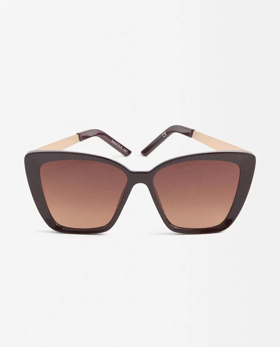 

Женские солнцезащитные очки Parfois с защитой от ультрафиолета и оправой в форме бабочки коричневого цвета, коричневый