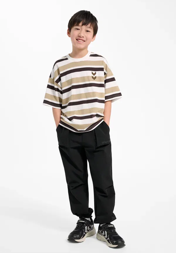 Футболка Hummel Hmljr silly s/s boxy stripe print t-shirt, серебристая норка
