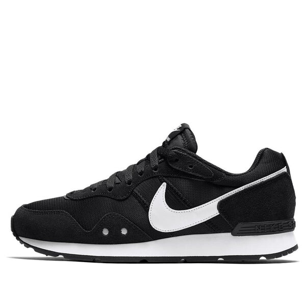 

Кроссовки Nike Venture Runner, черный/белый