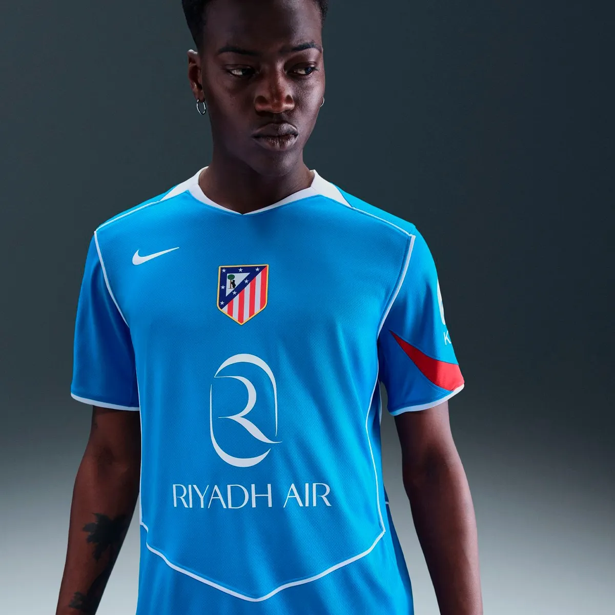 Мужская футболка третьей формы Atlético Madrid 2025-2026 Стадион Nike, синий — фото 4