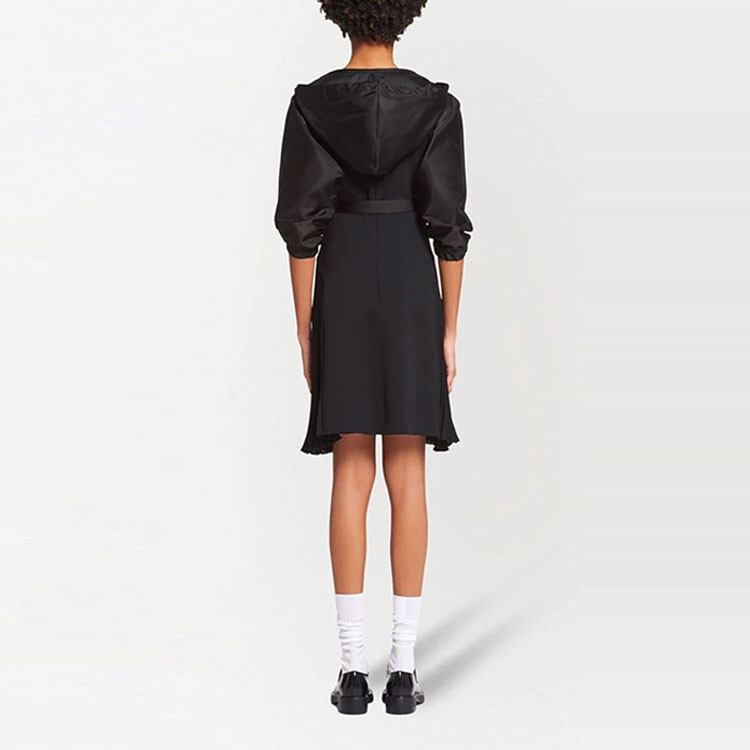 

Платье с длинными рукавами женское черное Prada