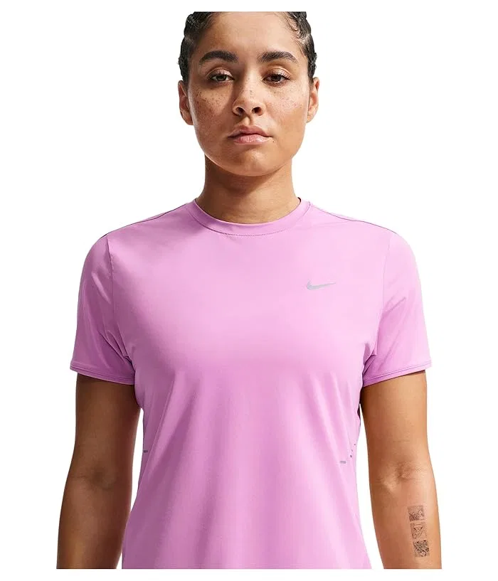 Футболка беговая Nike Swift Dri-FIT, Light Magenta/Reflective Silver — фото 2