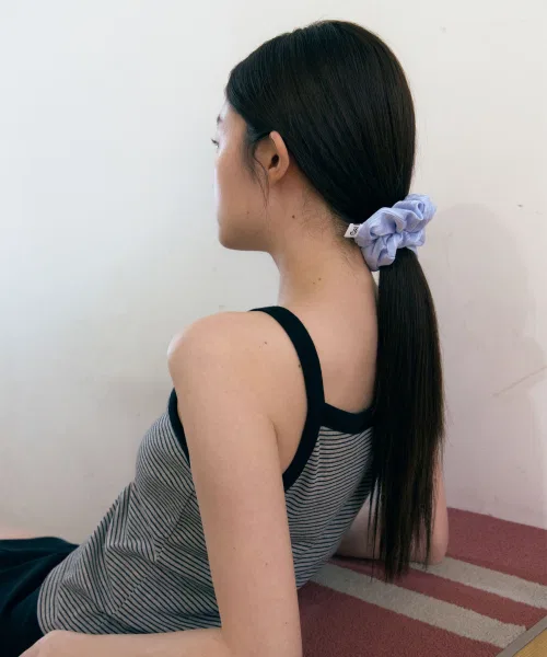 Резинка для волос Check Sheer Scrunchie (Небесно-голубой) — фото 3