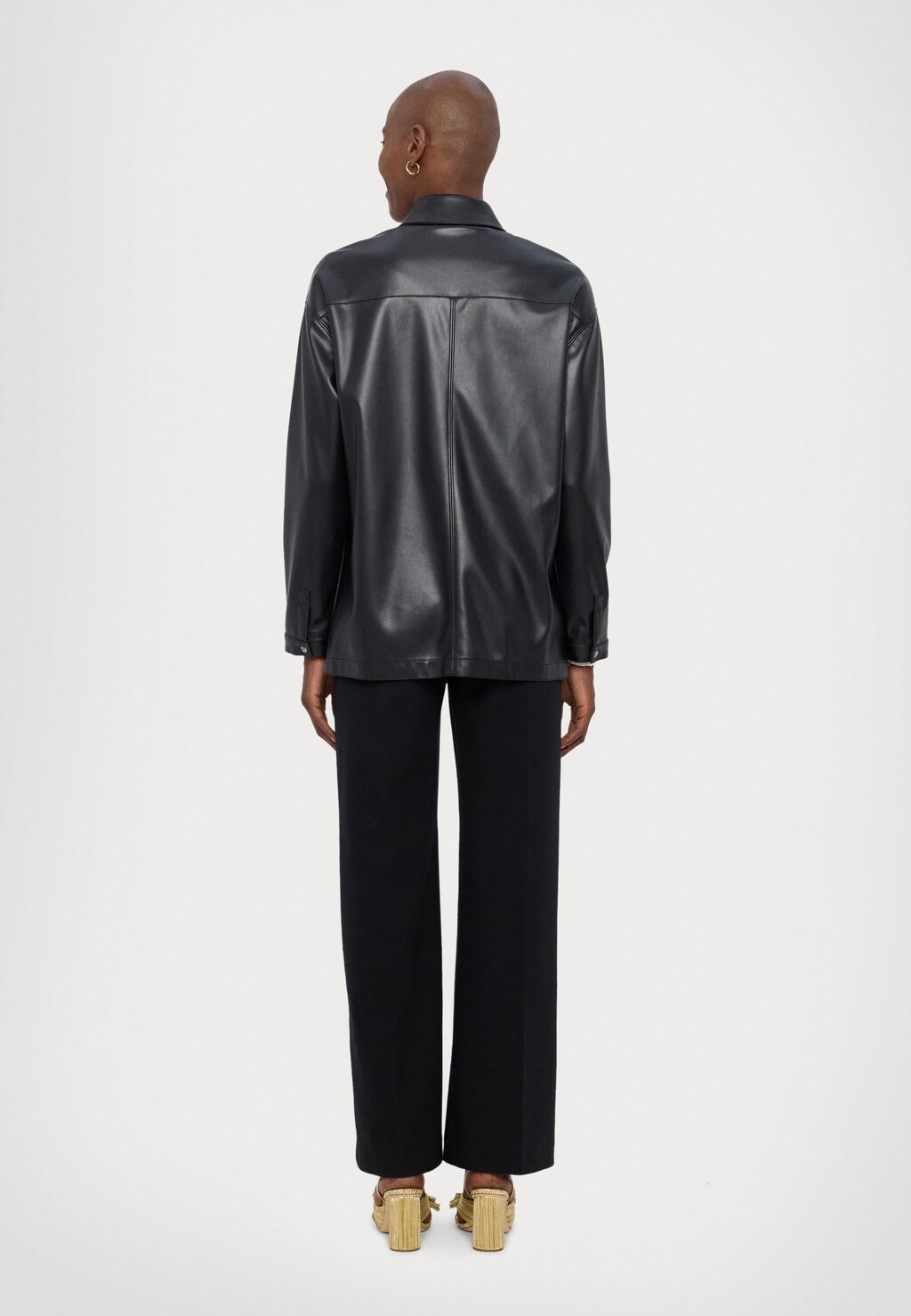

Куртка из искусственной кожи QUANTUM Max Mara Leisure, черный