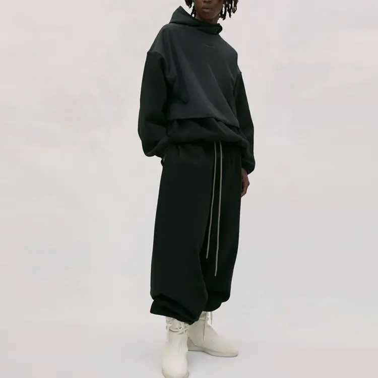 Толстовка с капюшоном из нейлонового флиса Core Collection Fear Of God Essentials, черный — фото 3