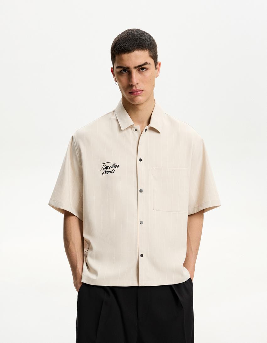 

Вышитая рубашка с коротким рукавом Bershka, желтый