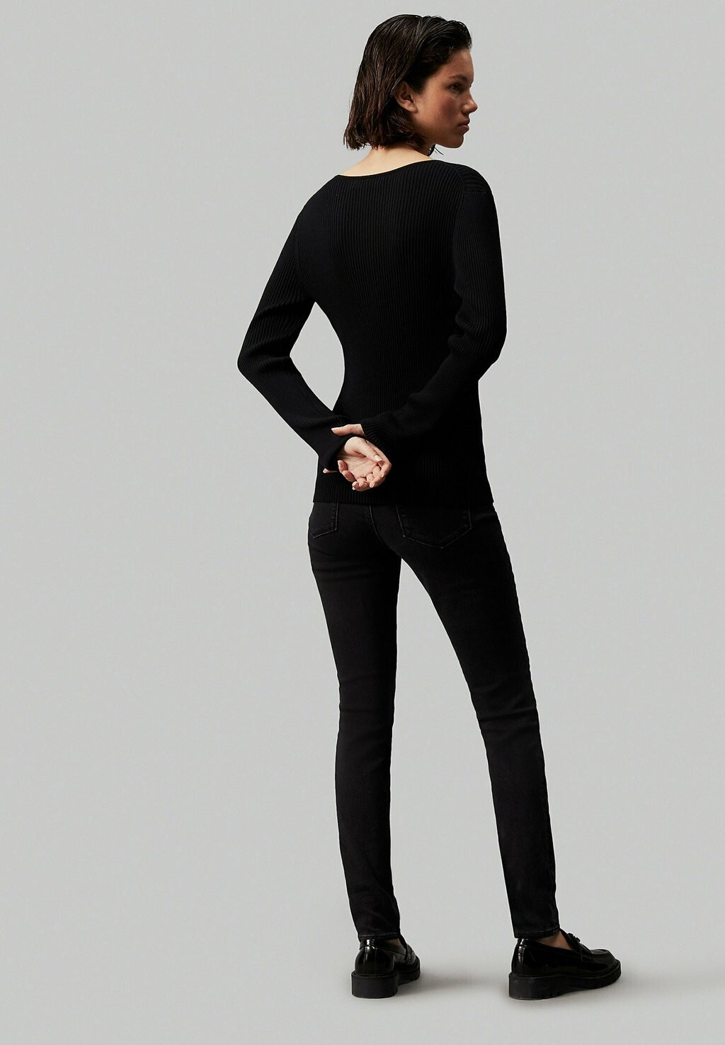 

Джинсы слим Mid Rise Calvin Klein, деним черный