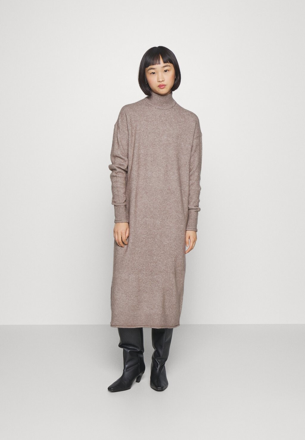 

Платье Point Vero Moda Petite VMKADEN HIGHNECK DRESS, коричневый