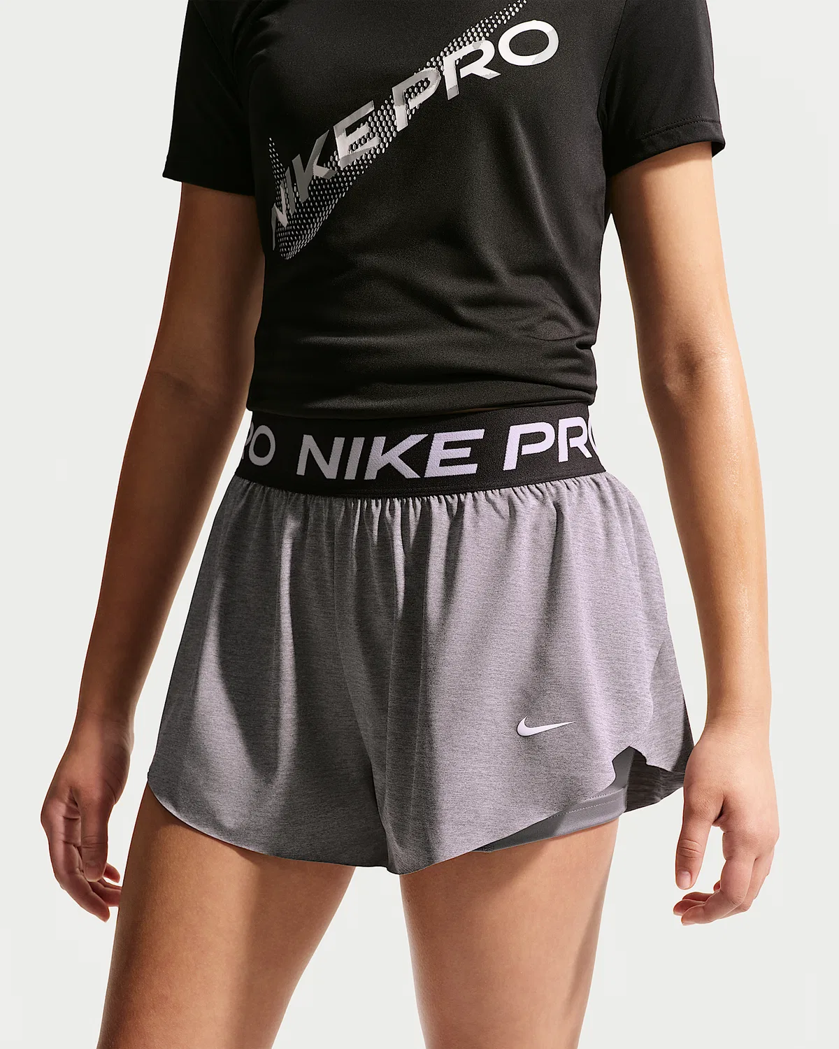 Детские (девочки) шорты Nike Pro Dri-FIT 2-in-1, Carbon Heather/Black/White — фото 2