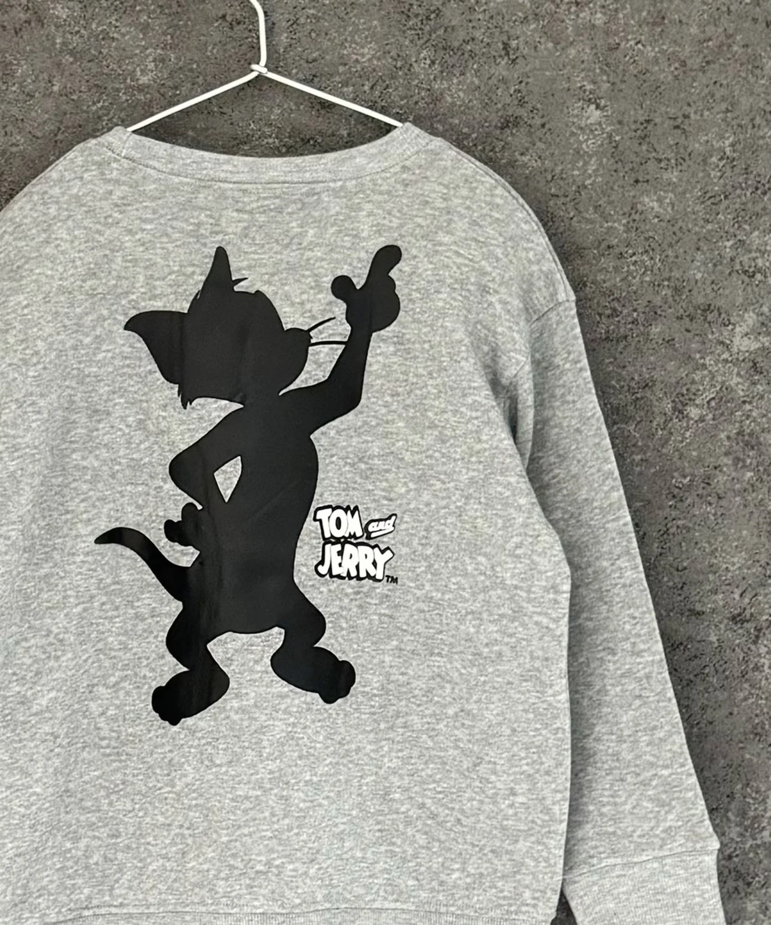 【TOM&JERRY】 Мягкая подкладка из хлопка, не образует катышков, принт на спине, БОЛЬШАЯ толстовка