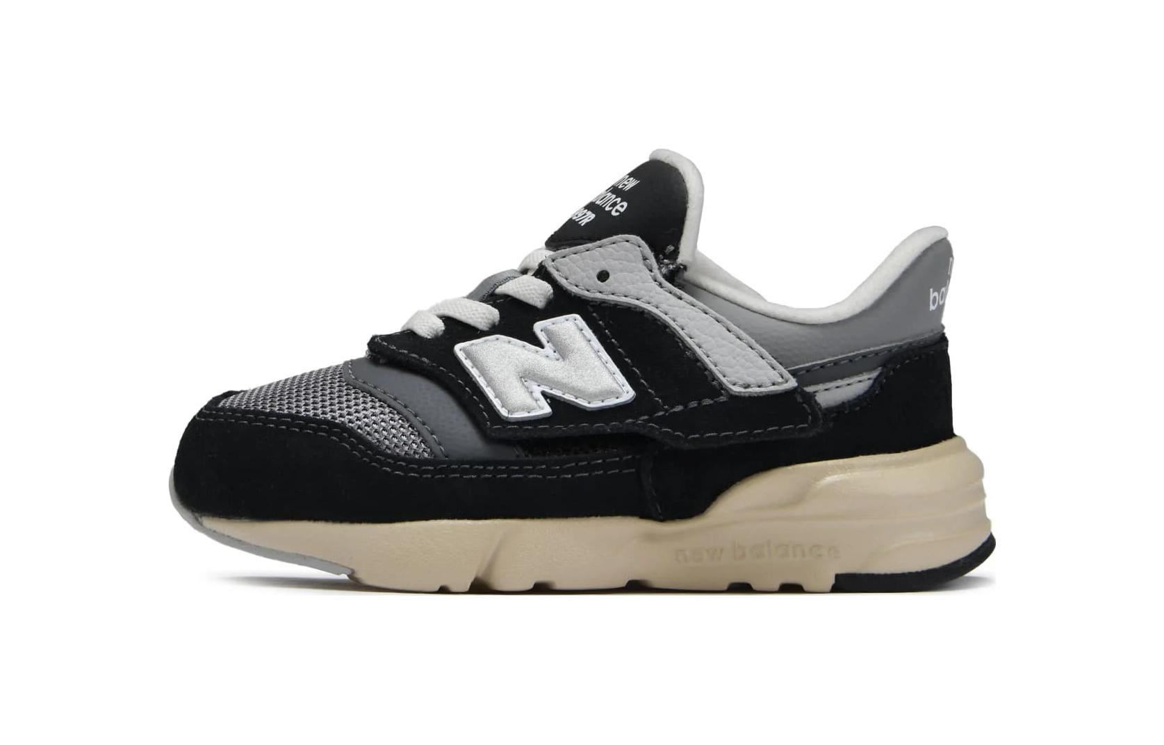 

New Balance 997R Низкие Детские Ботиночки Черный