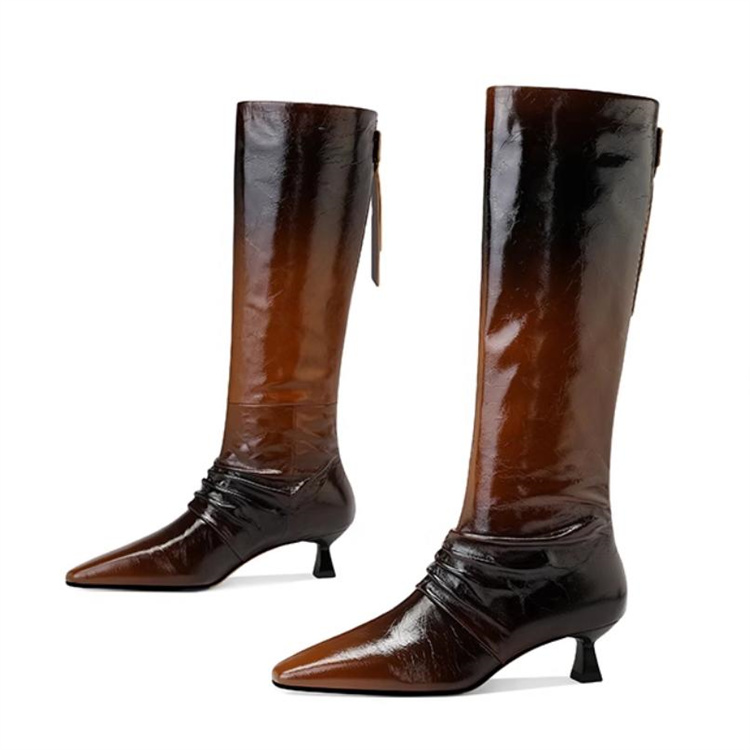JESSICA SOPHIA Плиссированные высокие сапоги до колена на каблуке 4 см Ancora Red - Amber Brown, цвет Amber Brown — фото 2
