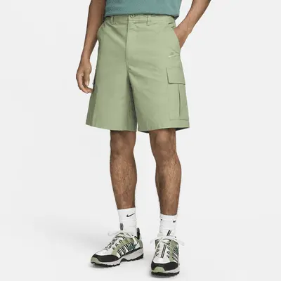 

Шорты Nike Club, цвет Oil Green/Oil Green