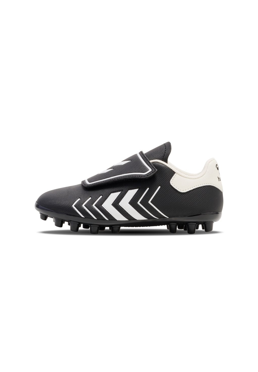 

Кроссовки для футзала с шипами Hattrick Hummel, цвет black white