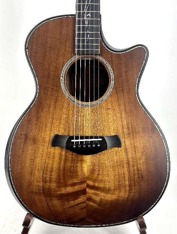 

Акустическая гитара Taylor Builder's Edition K24ce V-Class Grand Auditorium Serial #:1206083001