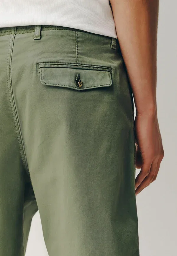 Шорты Next Regular fit garment dyed fatigue jort shorts, цвет шалфейно-зеленый — фото 4
