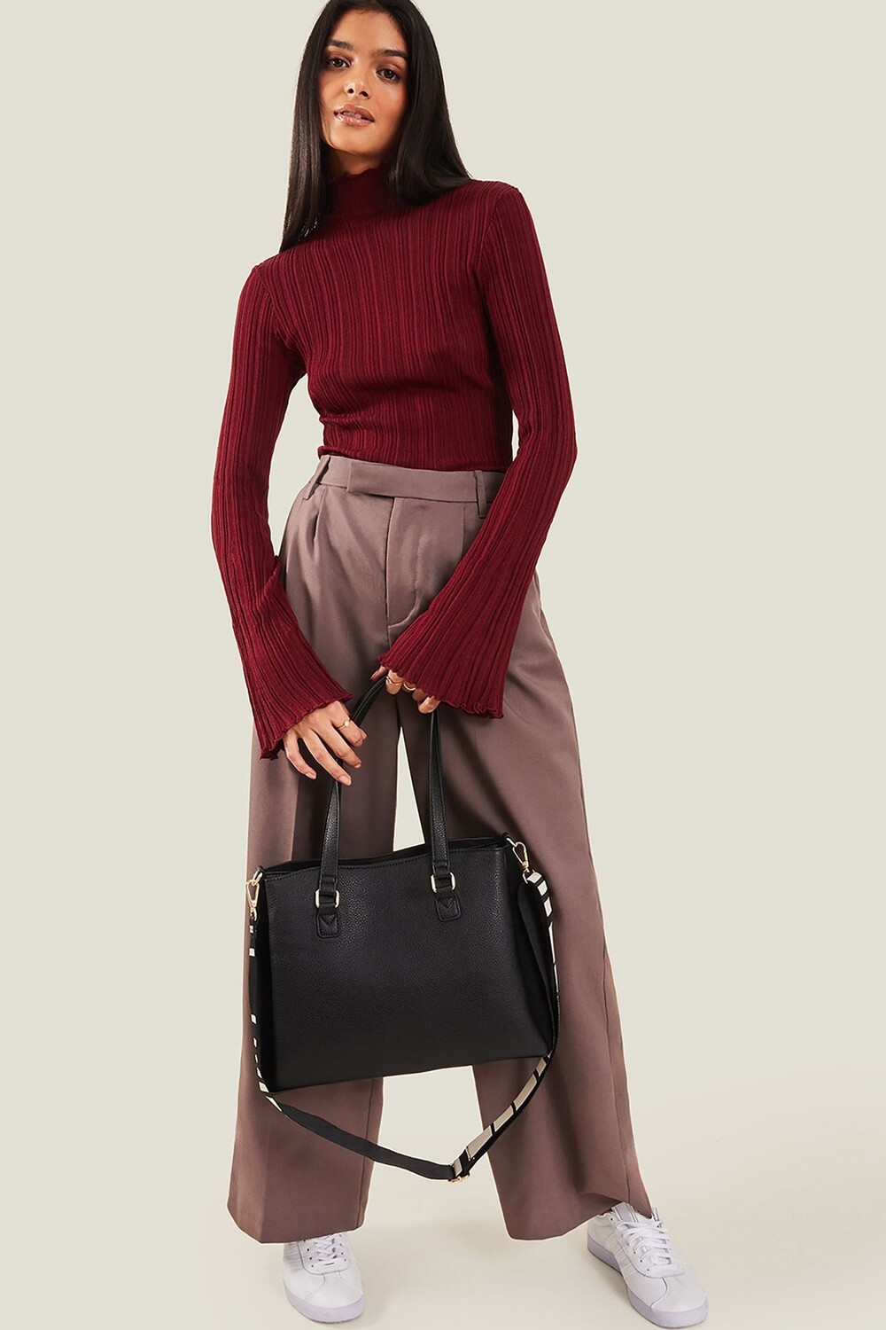 

Сумка на плечо с лямкой Accessorize, черный