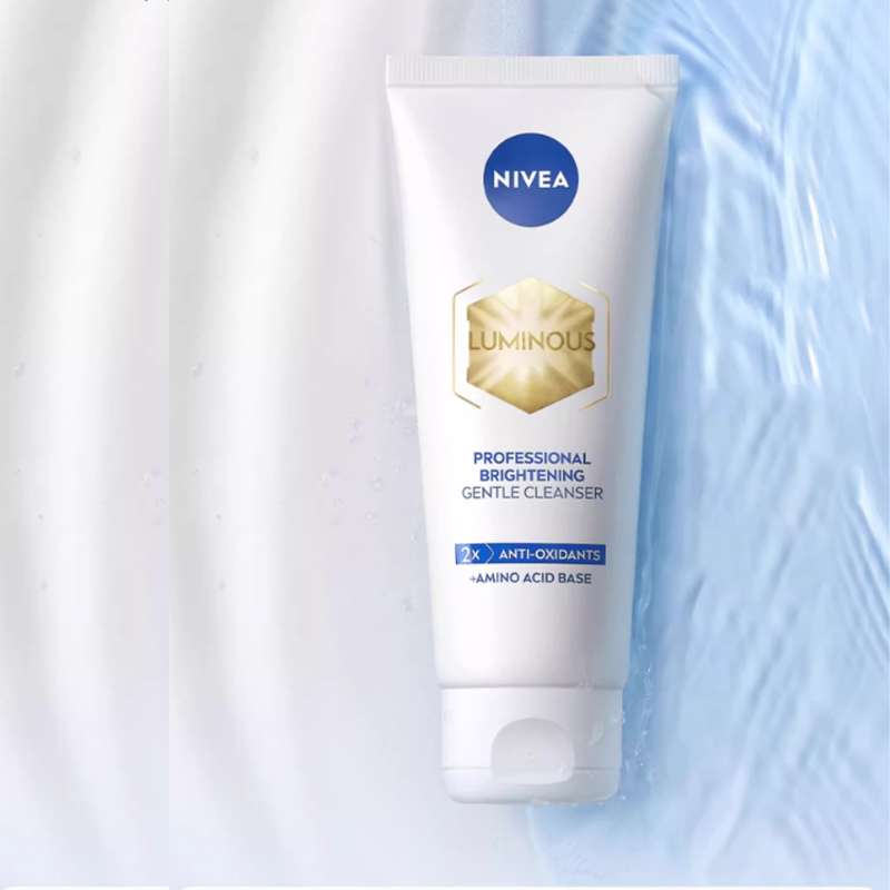 Молочко для умывания Nivea — Очищающее молочко для осветления и контроля жира увлажняющее успокаивающее, 100 г — фото 3