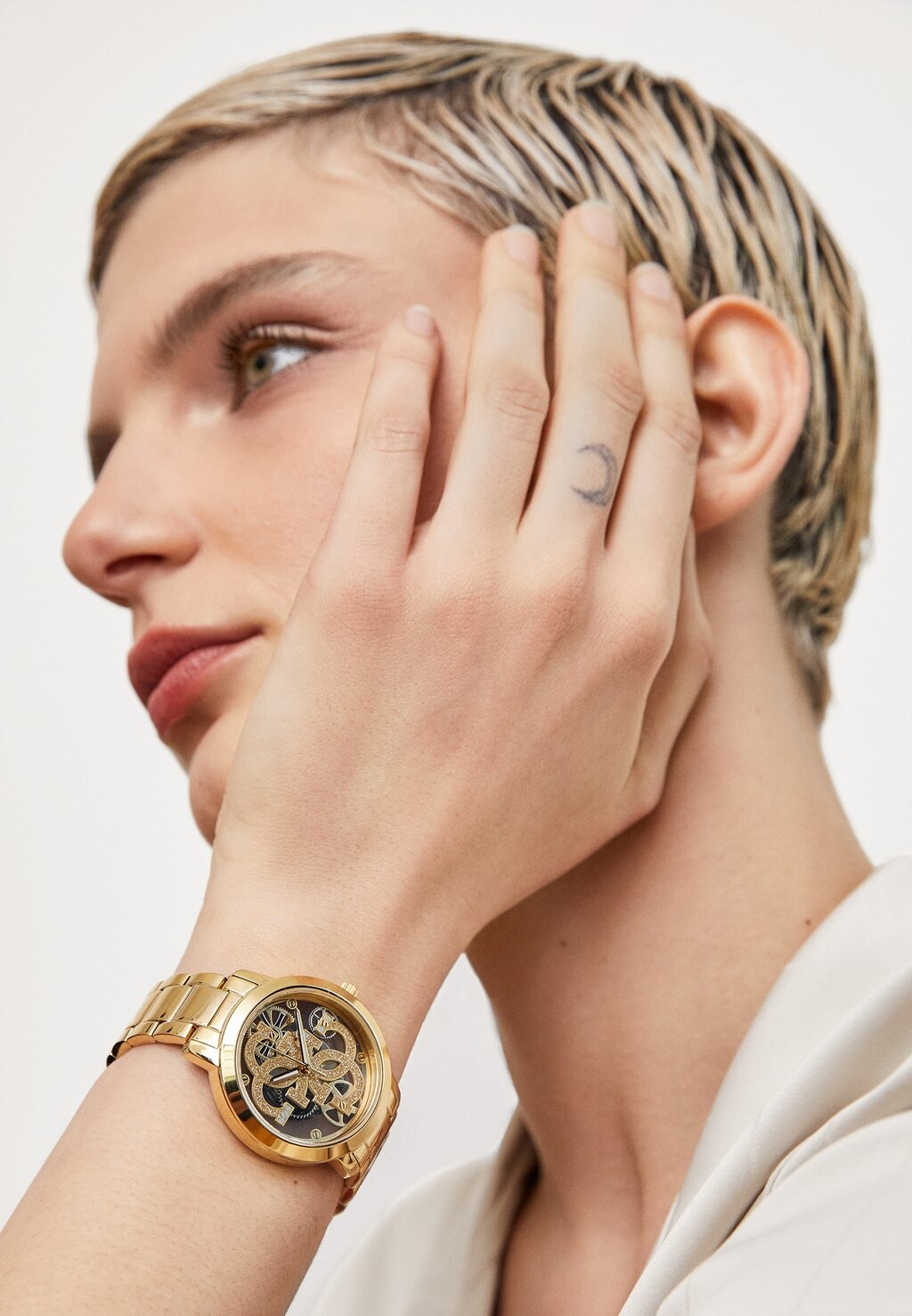 

Часы Guess