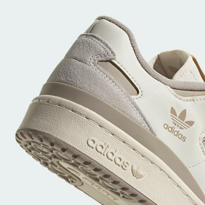 Футбольные бутсы Adidas для мужчин Performance Mundial Team Turf, кремовый/бежевый/белый — фото 2