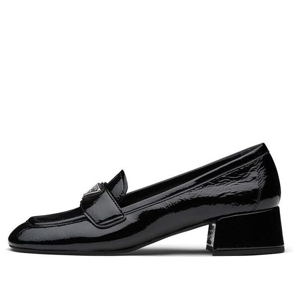 Кроссовки triangle logo patent leather shoes 'black' Prada, черный