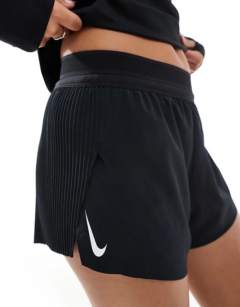 Шорты Nike Running Aeroswift Dri-FIT со средней посадкой и плиссе, черные — фото 4