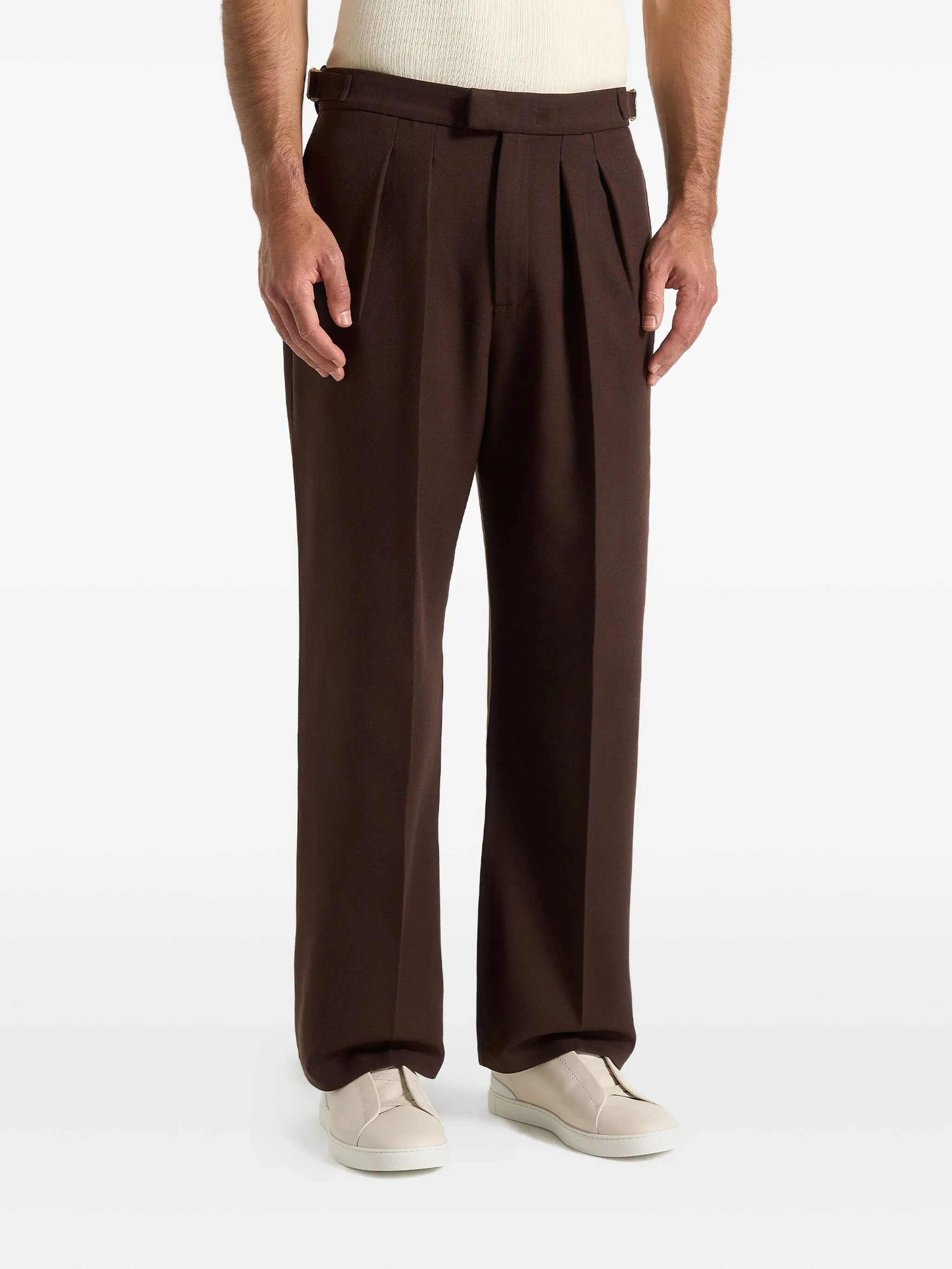 

Брюки Pierre строгого кроя со складками Manière De Voir, коричневый