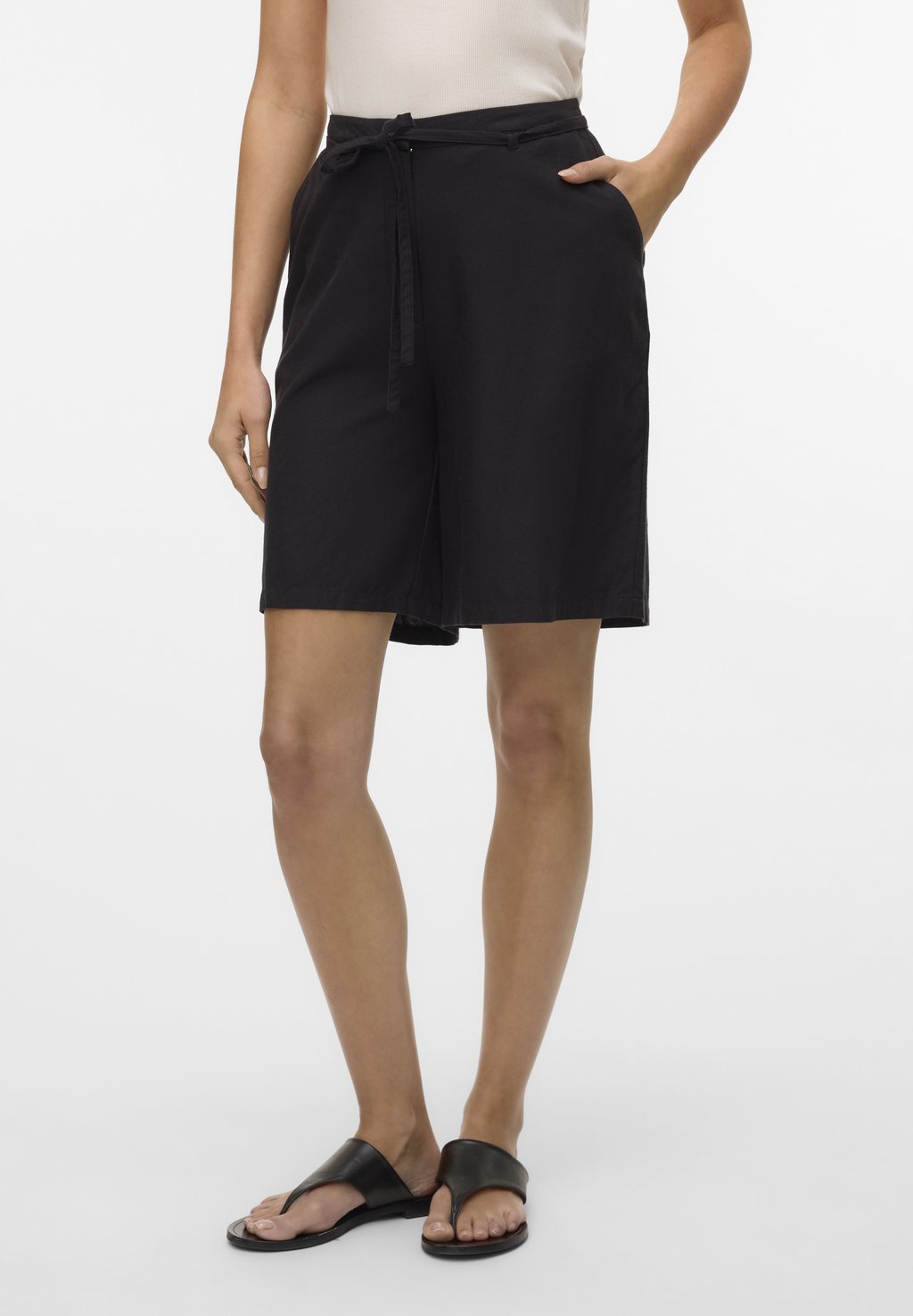 

Шорты NETHE Vero Moda, черный