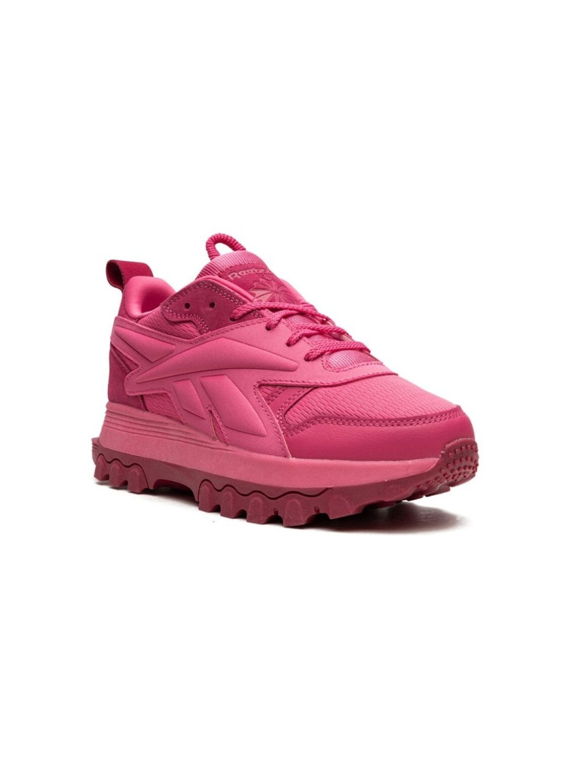 

Reebok кроссовки Classic Leather Pink Fusion из коллаборации с Cardi B, розовый