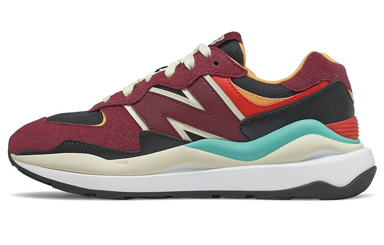 

Женская повседневная обувь серии New Balance NB 5740