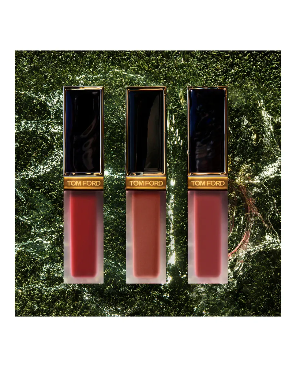 Длительная жидкая помада Liquid Lip Luxe Matte Tom Ford, Scarlet Rouge — фото 3