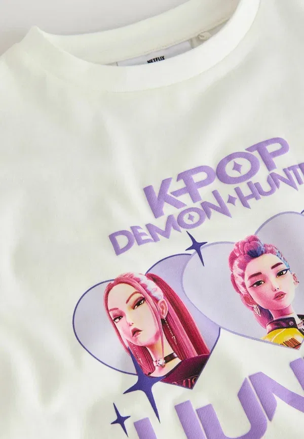 Футболка Regular fit Kpop Demon Hunters, Next, белая — фото 3