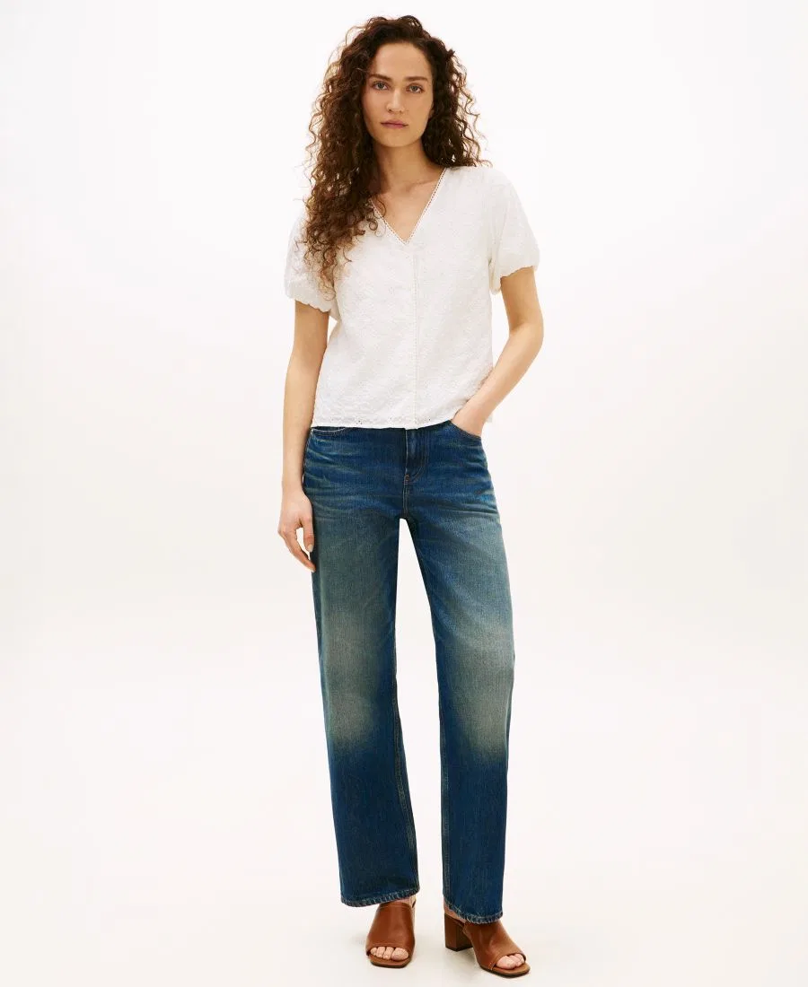 Рубашка с V-образным вырезом и короткими рукавами, украшенная вышивкой Tommy Hilfiger, экрю — фото 2