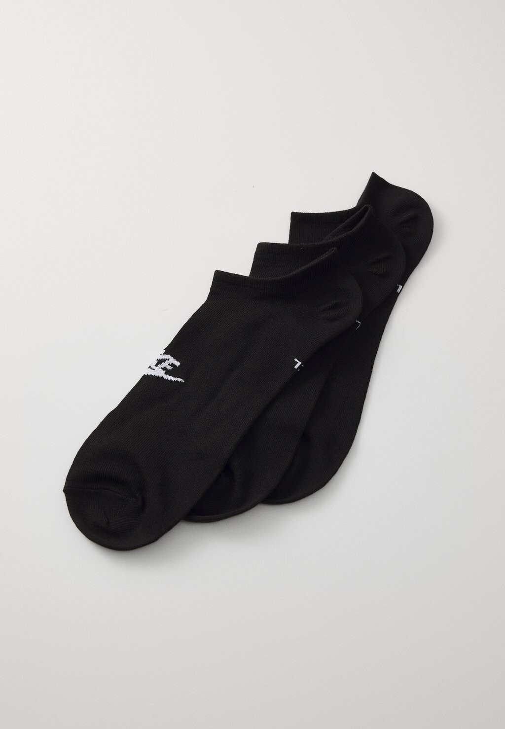 

Носки EVERYDAY ESSENTIAL UNISEX 3 PACK Nike Sportswear, черный