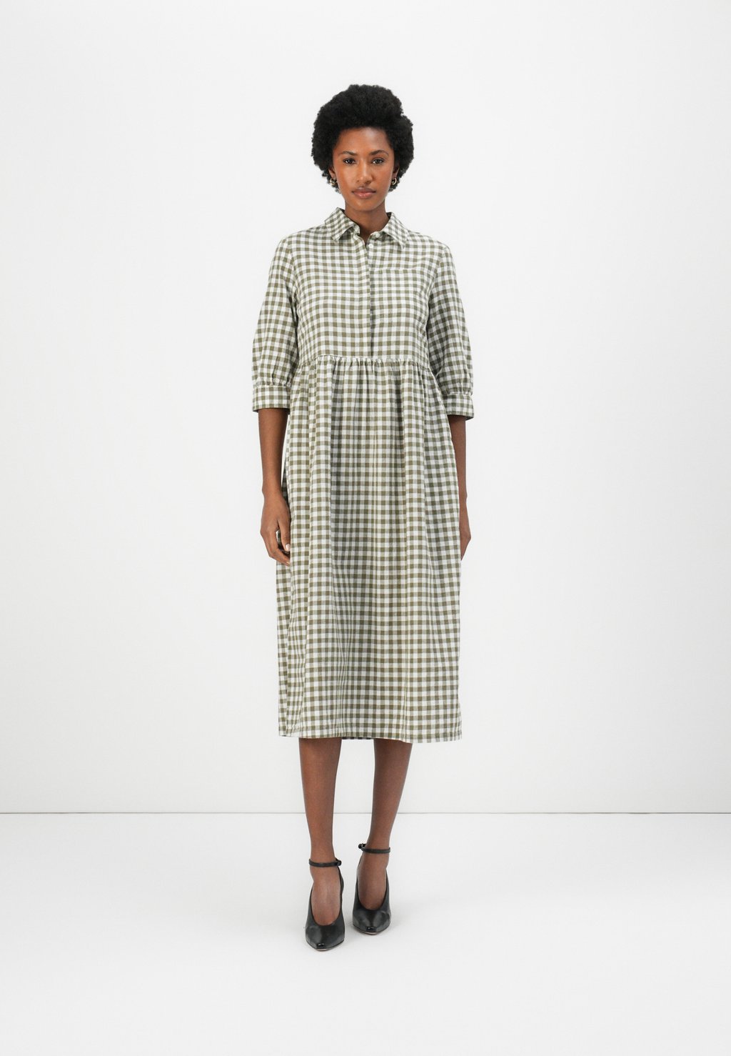 

Платье-рубашка ADELE MIDI DRESS Barbour, зеленый
