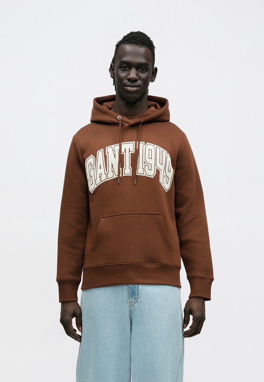 

Толстовка GANT GRAPHIC HOODIE, Mahogany Brown/Light Brown