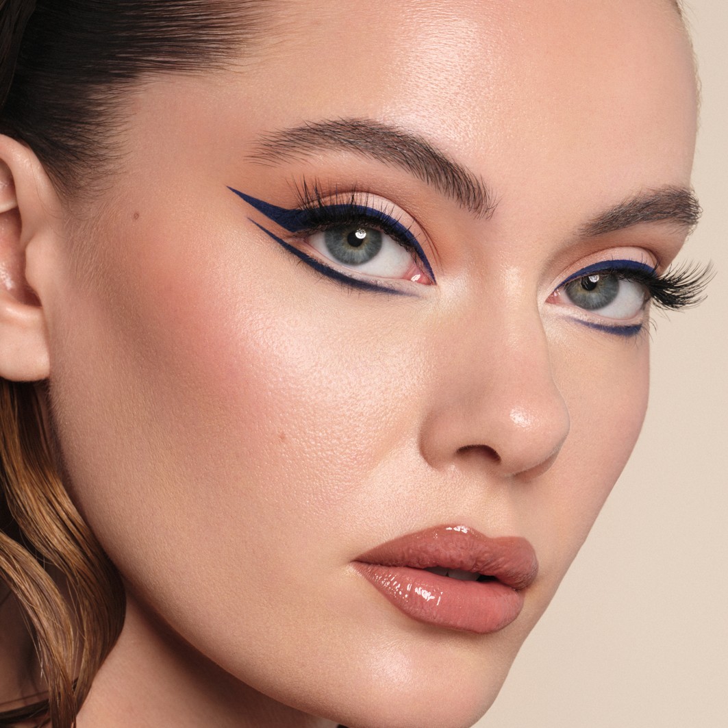Подводка для глаз liquid liner Anastasia Beverly Hills, navy blue, объем 2.4 мл — фото 3