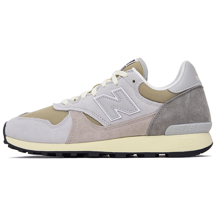 

Футболка Stoneware Brighton Grey Moonrock New Balance, серый/землянисто-желтый