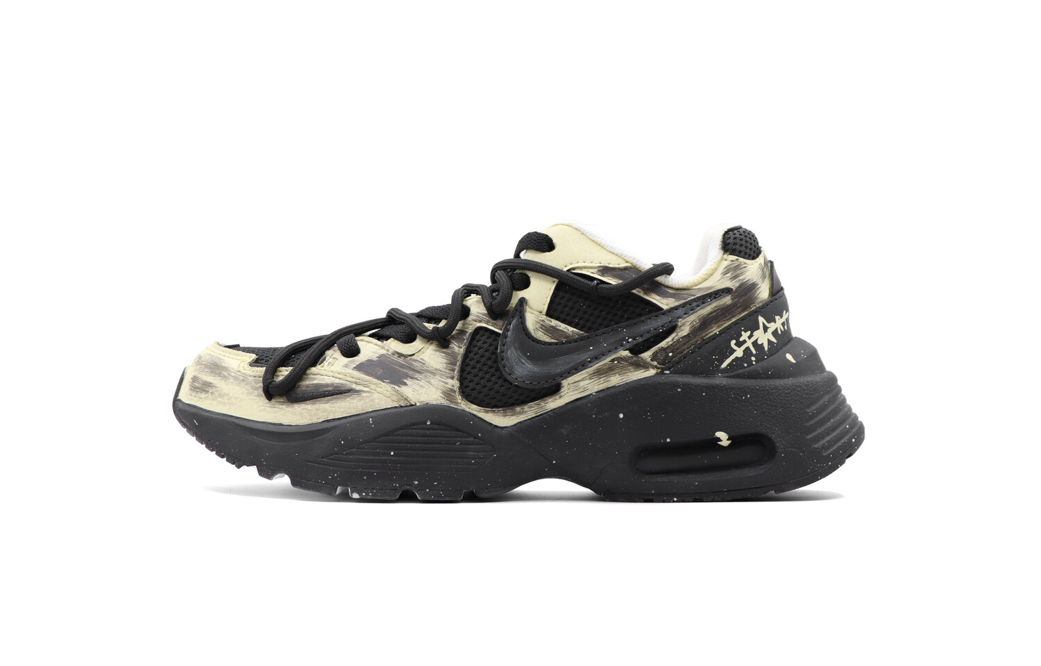 

Кроссовки Air Max Fusion женские с низким верхом, черный/желтый Nike