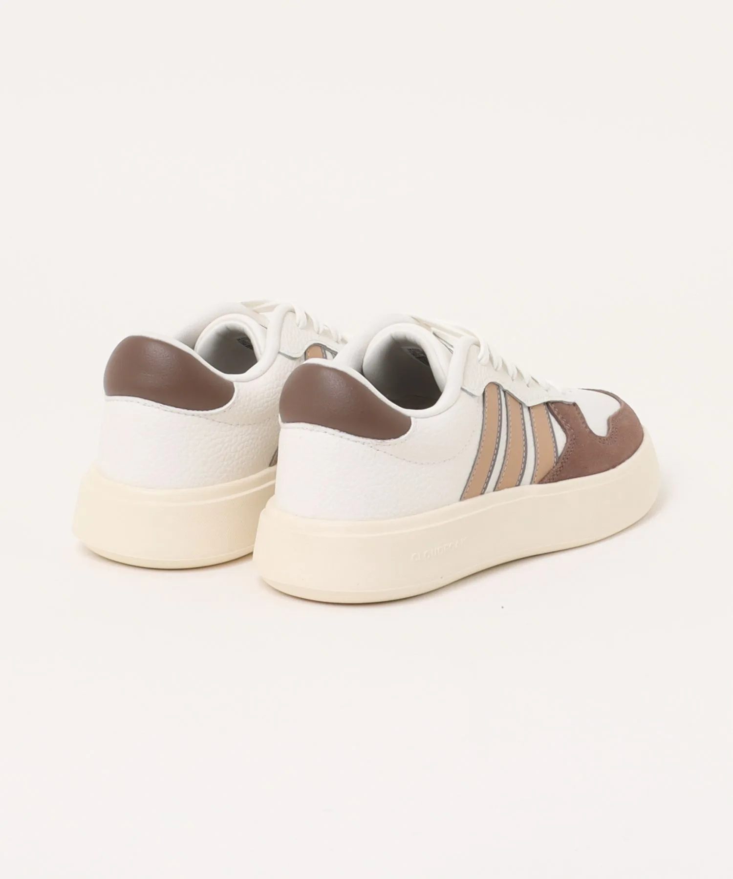 Мужские кроссовки из натуральной кожи Litecourt M JS3877 adidas белые — фото 2