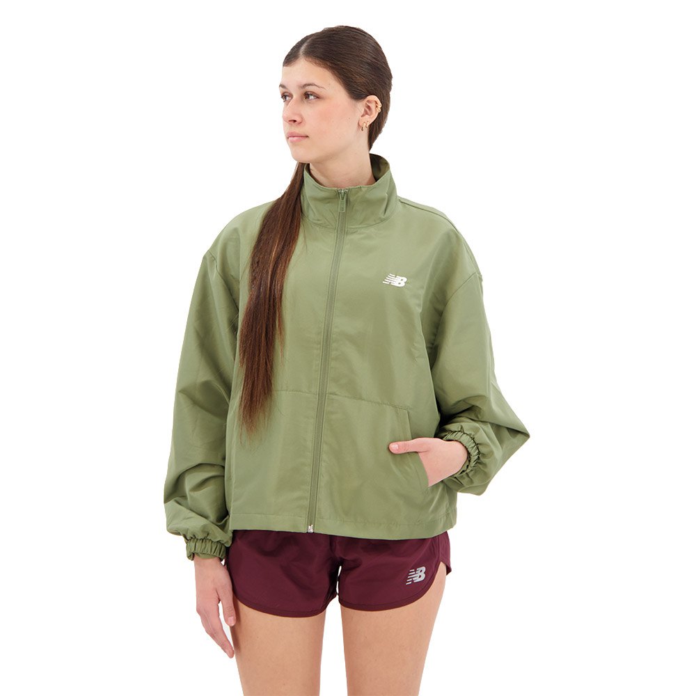 

Куртка New Balance Sport Essentials Oversized, зеленый