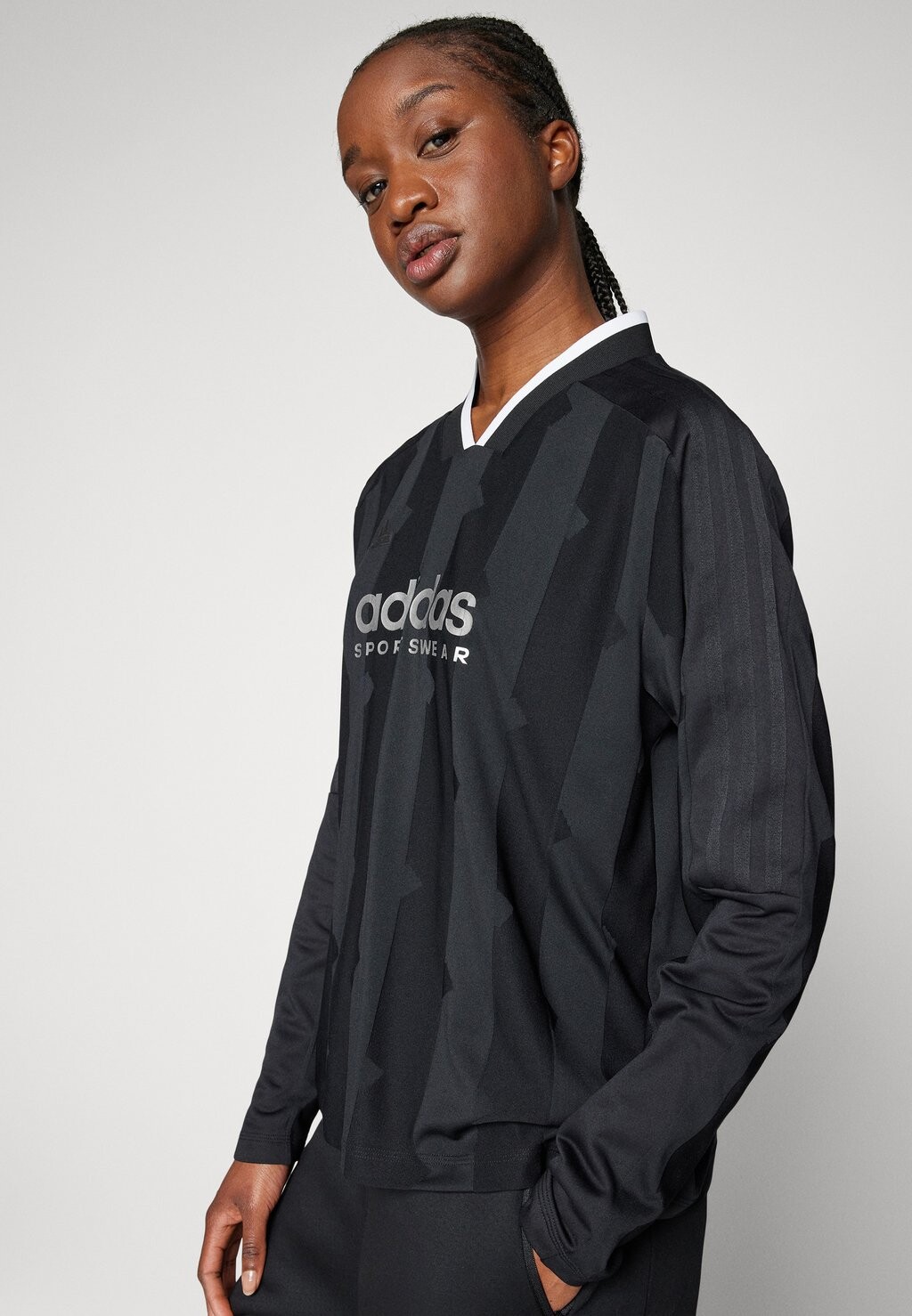 

Топ с длинными рукавами TIRO CUT STRIPES LONG SLEEVE adidas Sportswear, черный