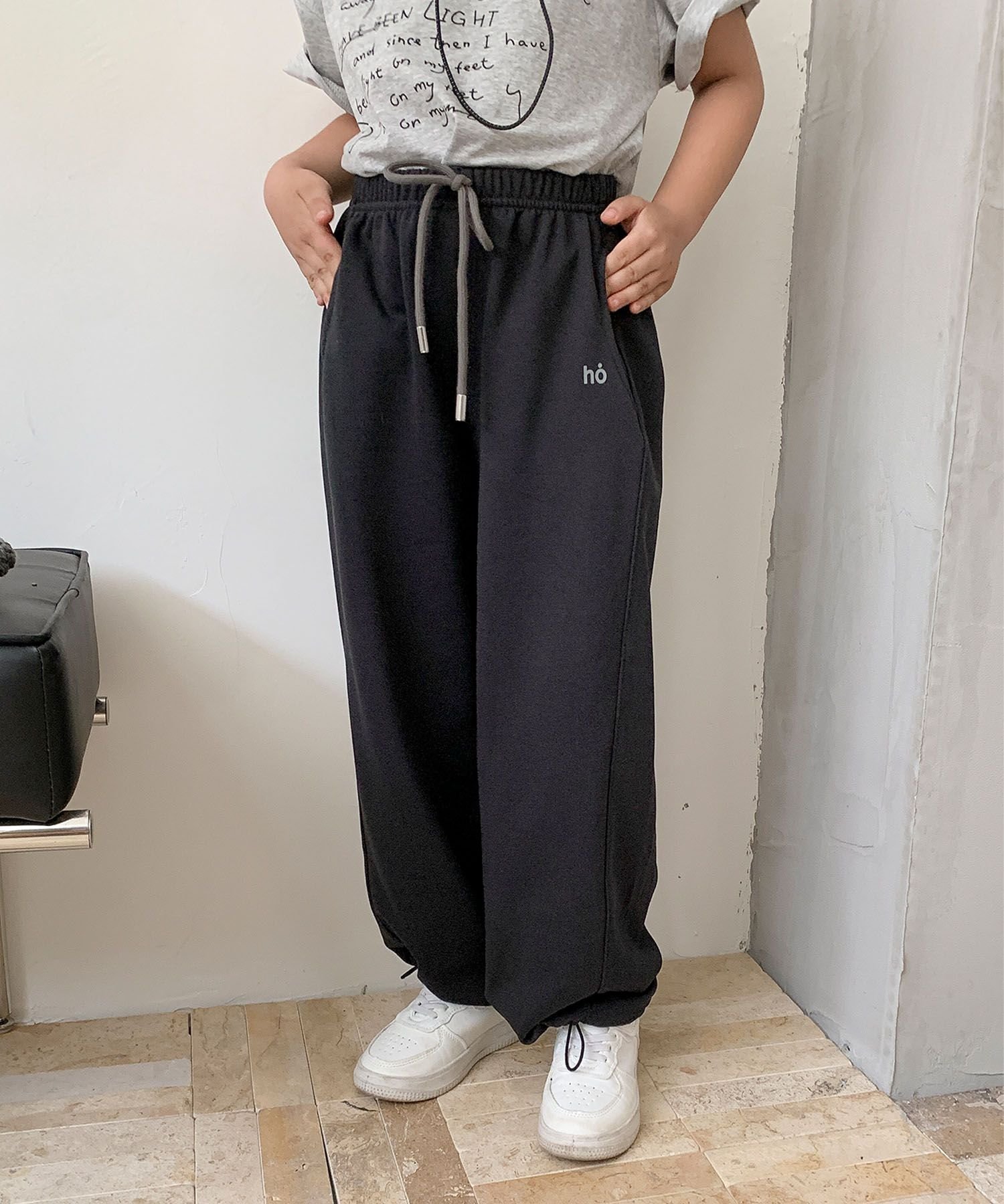 Детские широкие спортивные штаны Aimoha Kids, black