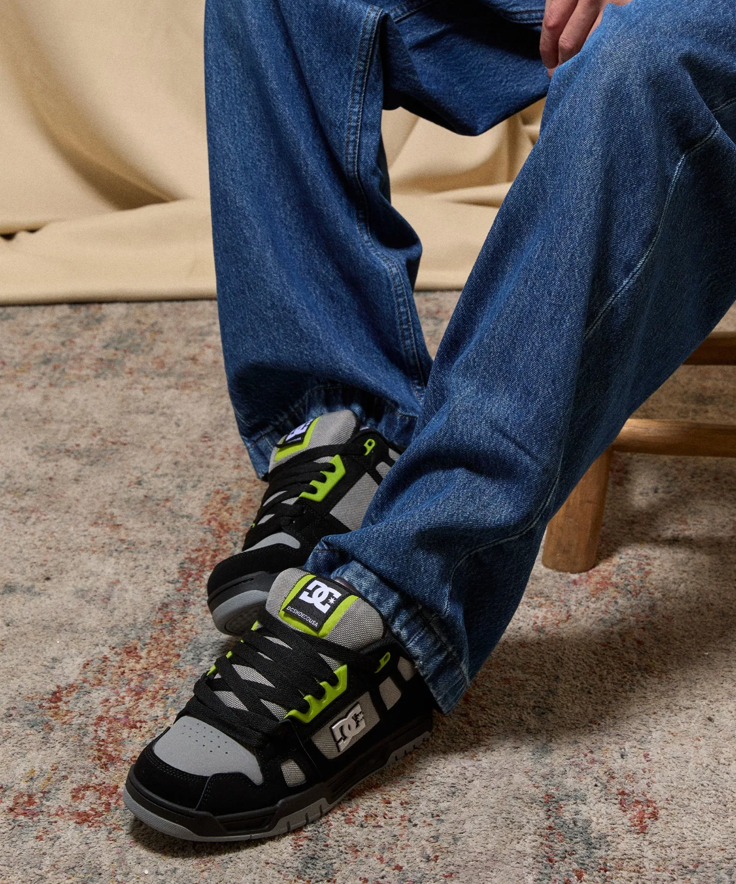Мужские кроссовки DC SHOES STAG с логотипом серые