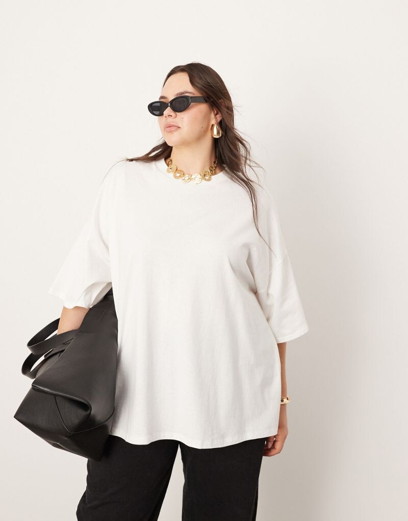 

Белая объемная футболка премиум-класса ASOS EDITION Curve