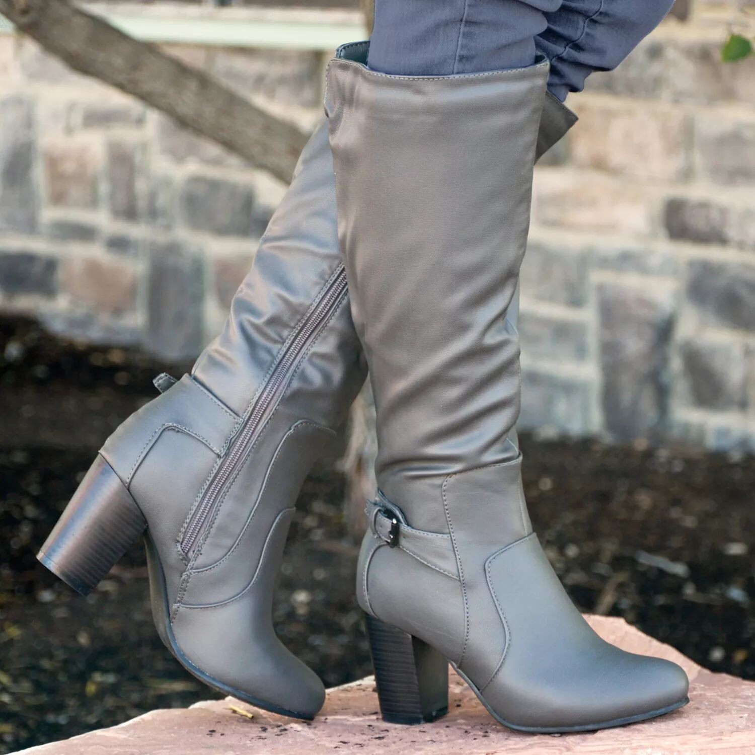 

Женские высокие сапоги Journee Collection Carver Journee Collection, серый